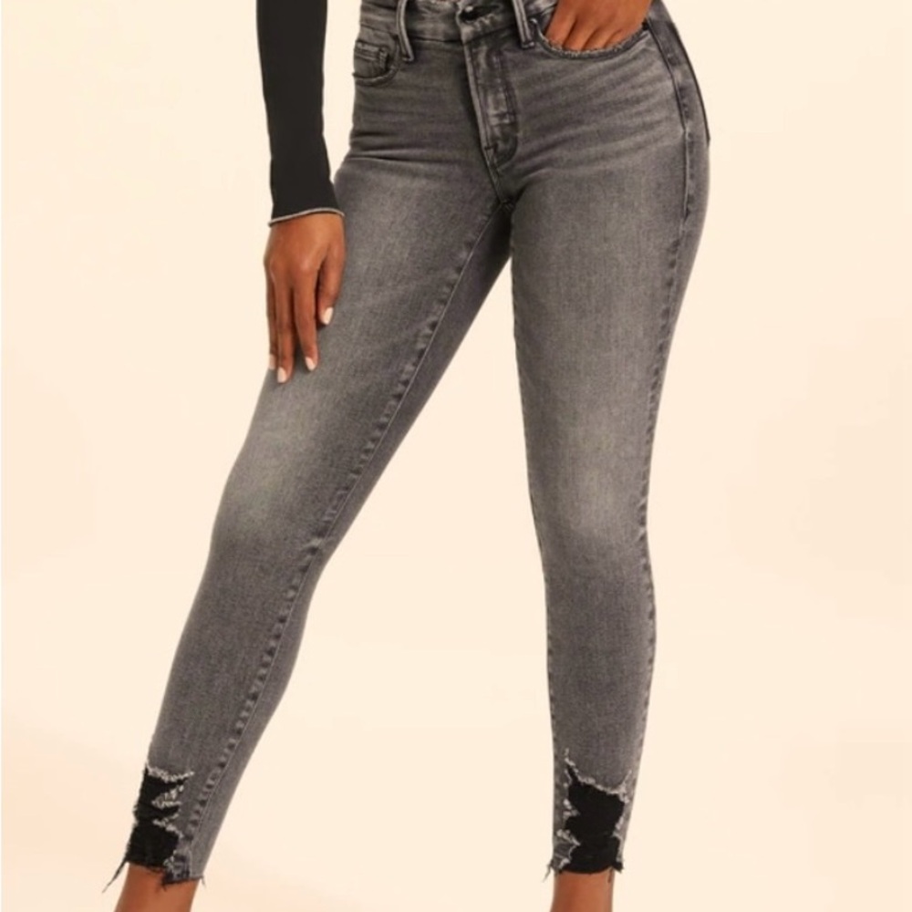Good American Good Legs Low Distressed
GLLSP257BT NWT Black Size 4